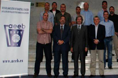 La AEEB organiza el I Congreso de Entrenadores Profesionales de Baloncesto