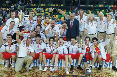 Los entrenadores españoles siguen triunfando: Orenga, campeón de Europa Masculino U20