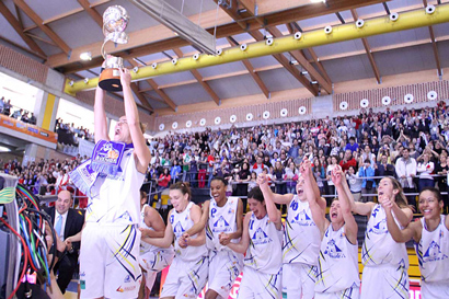 Mondelo cierra el círculo ganando la Copa de la Reina con el Perfumerías Avenida
