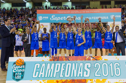Perfumerías Avenida, campeonas de la Supercopa Femenina