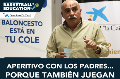 “Aperitivo con los padres… porque ellos también juegan” por Chema Buceta