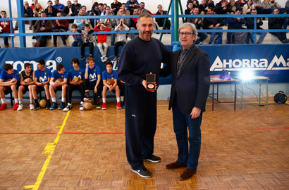 Jota Cuspinera analiza la minicopa endesa en el clínic de la ACB y la AEEB