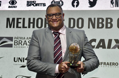 Léo Figueiró, Mejor Entrenador de la NBB