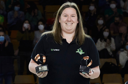 Madelen Urieta recibe el premio a Mejor Entrenadora del Año “Memorial Antonio Díaz Miguel”