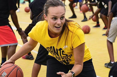 Jr.NBA Coaches-Online con Brittni Donaldson