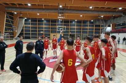 u16u15 semanasanta2026 portada